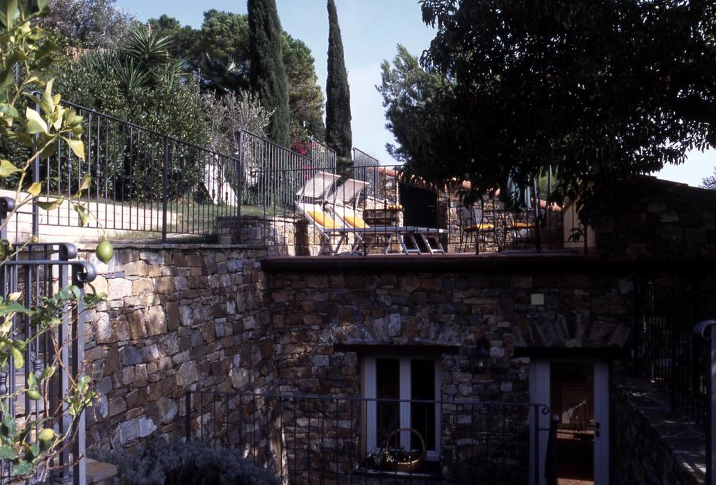 Uliveto Saglietto Agriturismo A Poggi Apartments Imperia Phòng bức ảnh