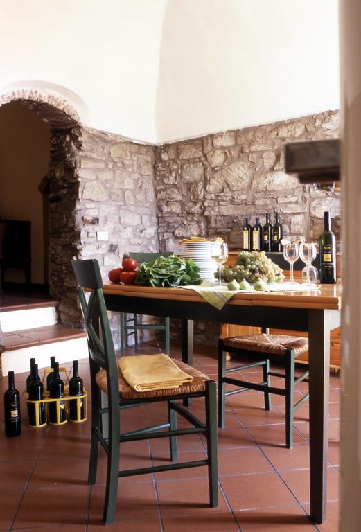 Uliveto Saglietto Agriturismo A Poggi Apartments Imperia Phòng bức ảnh